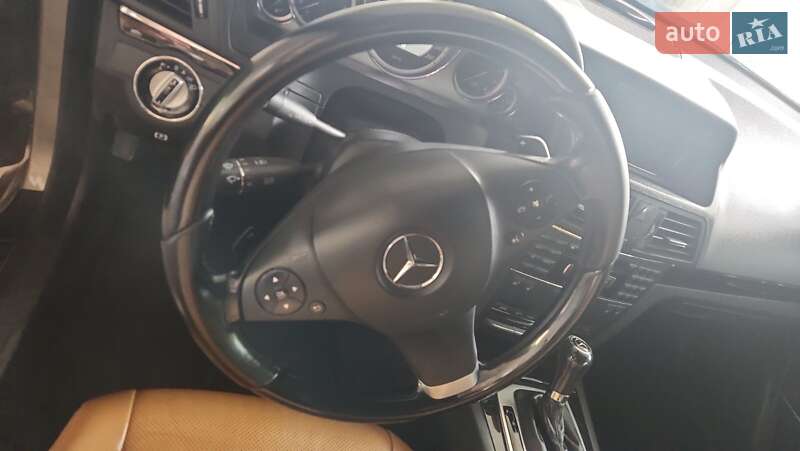 Купе Mercedes-Benz E-Class 2010 в Киеве