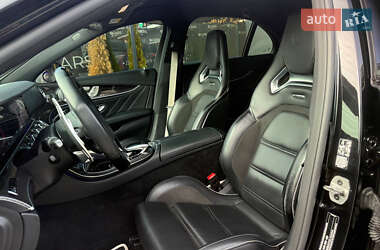 Седан Mercedes-Benz E-Class 2019 в 