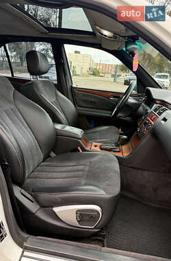 Седан Mercedes-Benz E-Class 1995 в  фото 10 Седан Mercedes-Benz E-Class 1995 в