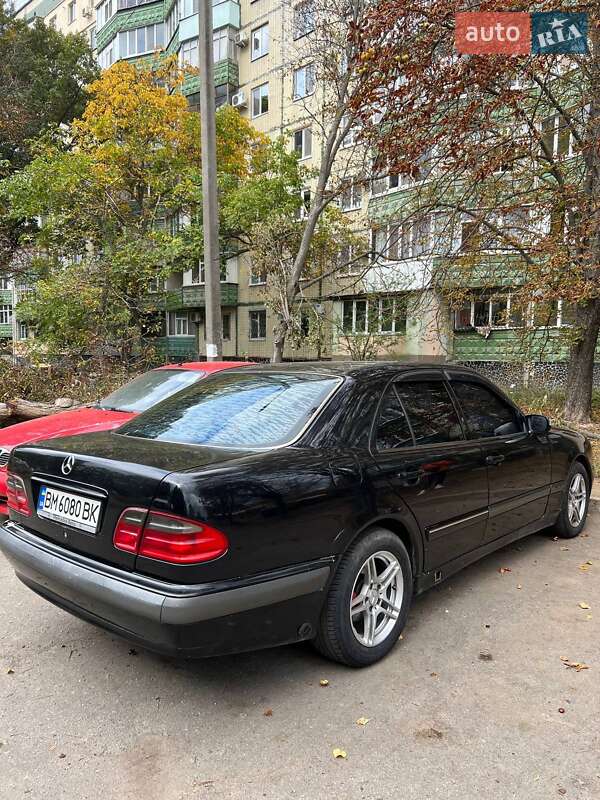 Седан Mercedes-Benz E-Class 2001 в Полтаві