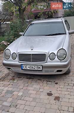 Універсал Mercedes-Benz E-Class 1998 в Чернівцях