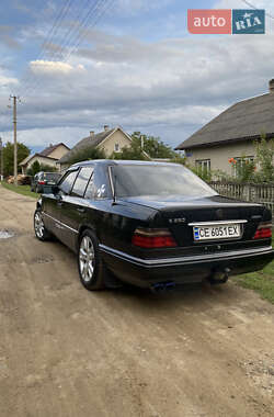 Седан Mercedes-Benz E-Class 1995 в Глыбокой