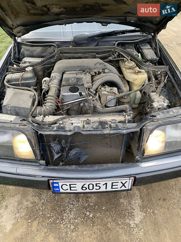 Седан Mercedes-Benz E-Class 1995 в Глибокій фото 10 Седан Mercedes-Benz E-Class 1995 в Глибокій