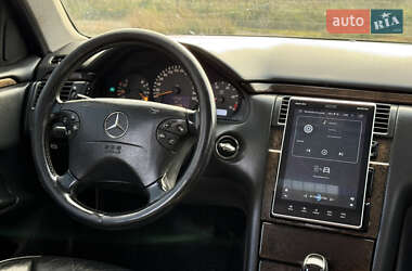 Седан Mercedes-Benz E-Class 2000 в 