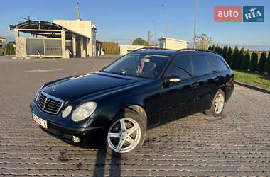 Універсал Mercedes-Benz E-Class 2004 в 