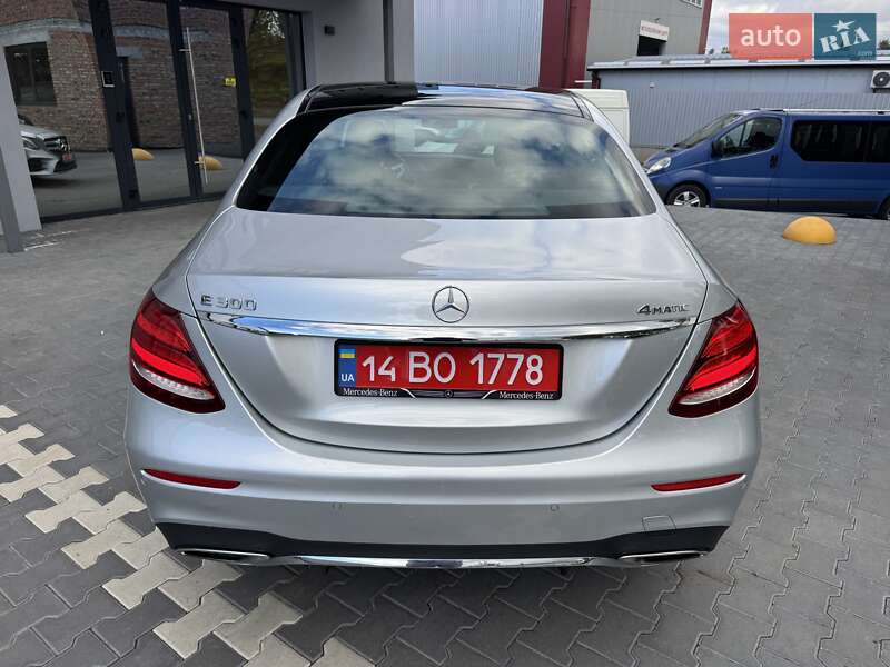 Седан Mercedes-Benz E-Class 2019 в Нововолынске