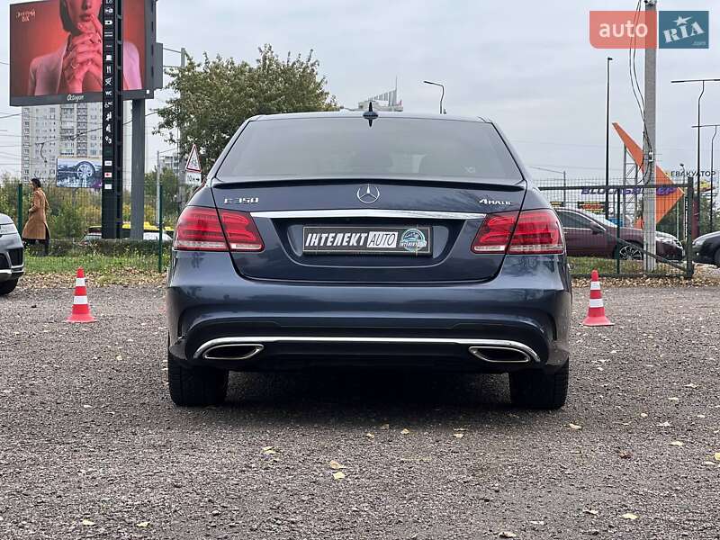 Седан Mercedes-Benz E-Class 2014 в Киеве