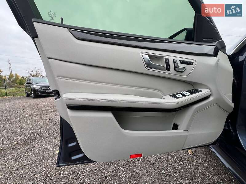 Седан Mercedes-Benz E-Class 2014 в Киеве