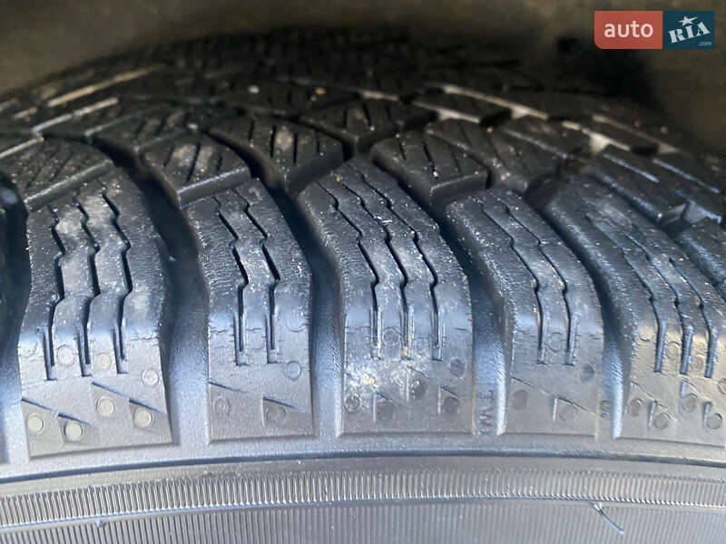 Универсал Mercedes-Benz E-Class 2015 в Черновцах фото 24 Универсал Mercedes-Benz E-Class 2015 в Черновцах