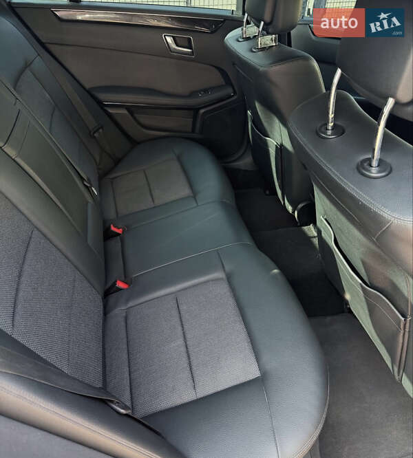 Седан Mercedes-Benz E-Class 2009 в Запорожье