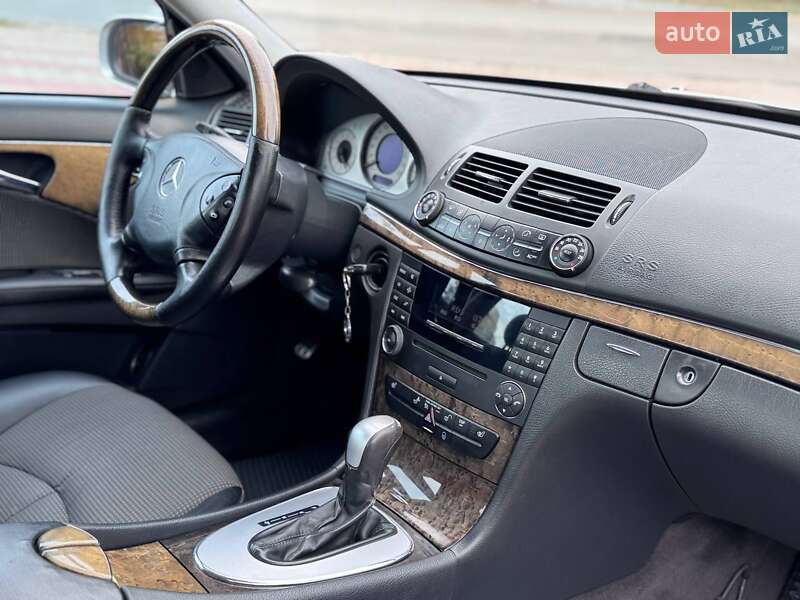 Седан Mercedes-Benz E-Class 2005 в Запоріжжі фото 11 Седан Mercedes-Benz E-Class 2005 в Запоріжжі