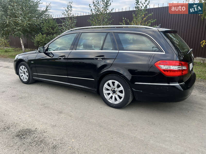 Універсал Mercedes-Benz E-Class 2010 в Луцьку