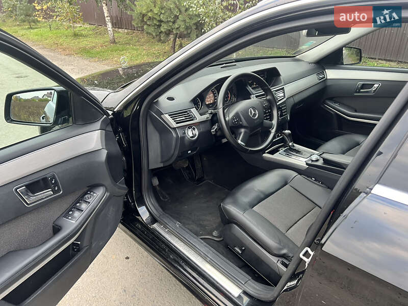 Універсал Mercedes-Benz E-Class 2010 в Луцьку