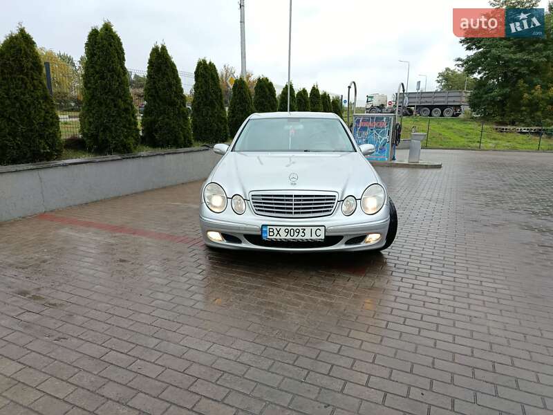 Седан Mercedes-Benz E-Class 2002 в Вараші фото 9 Седан Mercedes-Benz E-Class 2002 в Вараші