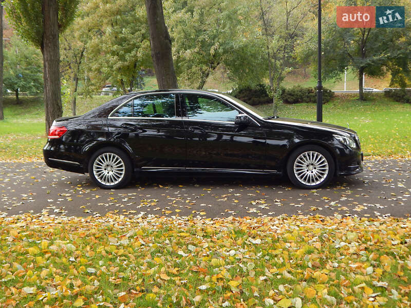 Седан Mercedes-Benz E-Class 2013 в Києві
