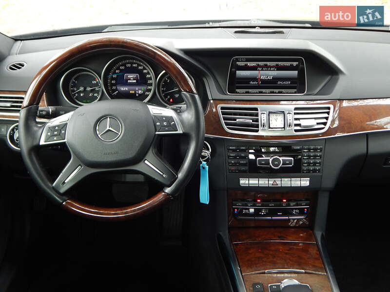 Седан Mercedes-Benz E-Class 2013 в Києві