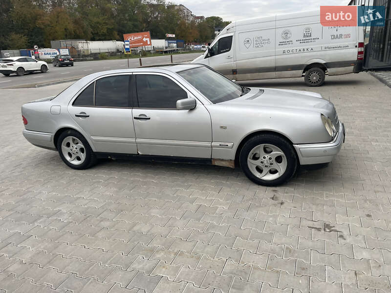 Седан Mercedes-Benz E-Class 1999 в Тернополе фото 2 Седан Mercedes-Benz E-Class 1999 в Тернополе