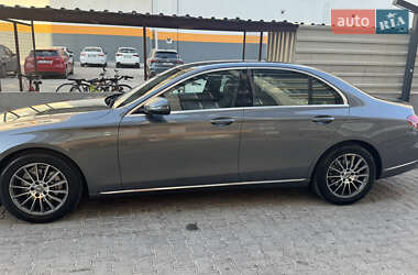 Седан Mercedes-Benz E-Class 2016 в 