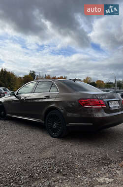 Седан Mercedes-Benz E-Class 2013 в 