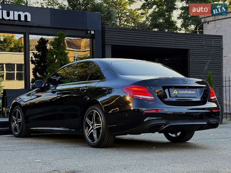 Седан Mercedes-Benz E-Class 2020 в Києві