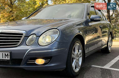 Седан Mercedes-Benz E-Class 2006 в  фото 2 Седан Mercedes-Benz E-Class 2006 в