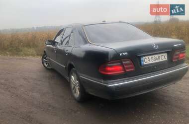 Седан Mercedes-Benz E-Class 1999 в 