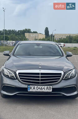 Седан Mercedes-Benz E-Class 2017 в Киеве