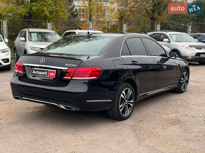 Седан Mercedes-Benz E-Class 2013 в Виннице