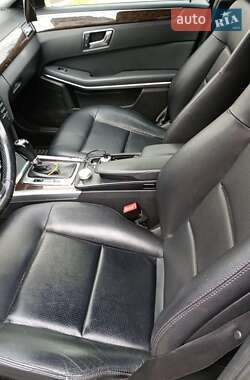 Седан Mercedes-Benz E-Class 2011 в 