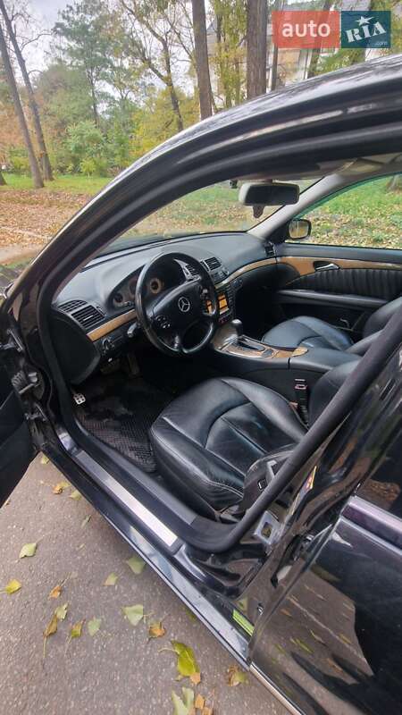 Седан Mercedes-Benz E-Class 2009 в Черновцах