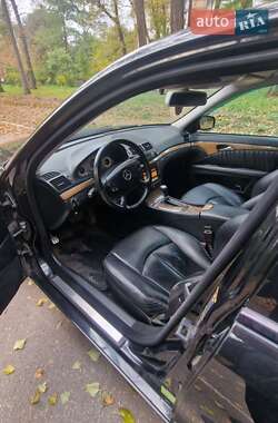 Седан Mercedes-Benz E-Class 2009 в 