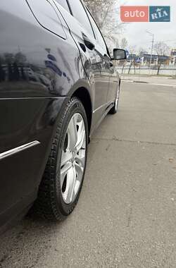 Седан Mercedes-Benz E-Class 2012 в 
