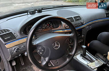 Седан Mercedes-Benz E-Class 2005 в 