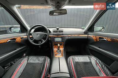 Седан Mercedes-Benz E-Class 2005 в 
