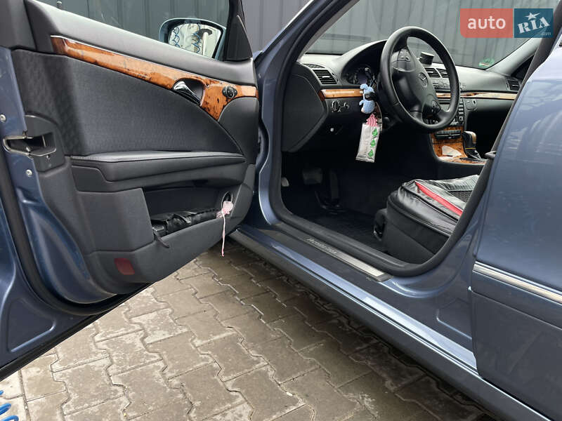 Седан Mercedes-Benz E-Class 2005 в Луцке