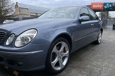 Седан Mercedes-Benz E-Class 2005 в 