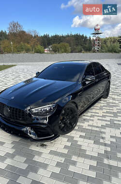Седан Mercedes-Benz E-Class 2016 в  фото 6 Седан Mercedes-Benz E-Class 2016 в