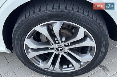 Седан Mercedes-Benz E-Class 2011 в 