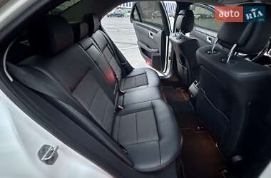 Седан Mercedes-Benz E-Class 2011 в 