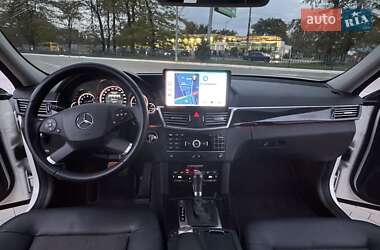 Седан Mercedes-Benz E-Class 2011 в 