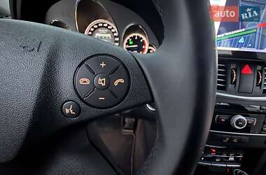 Седан Mercedes-Benz E-Class 2011 в 