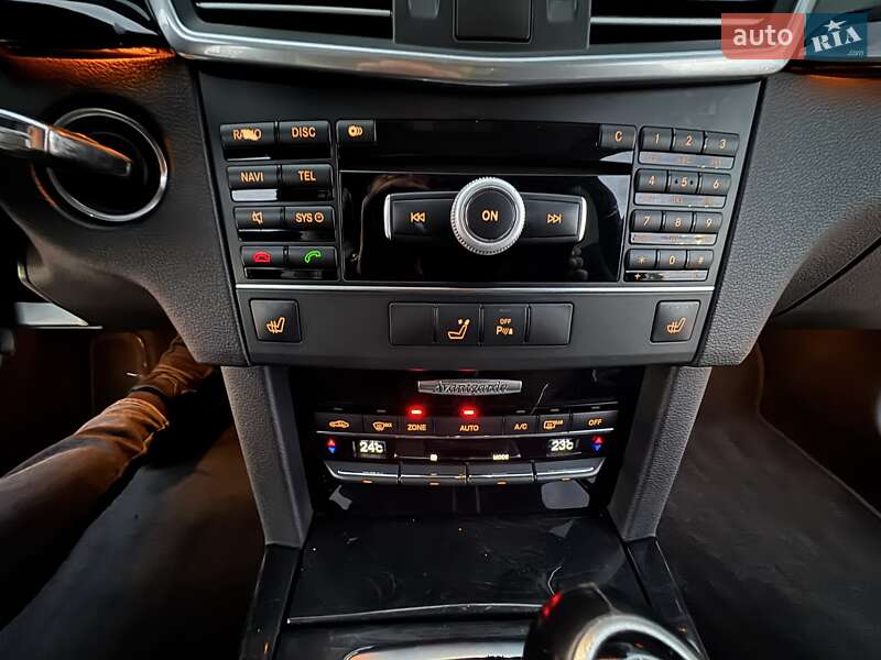 Седан Mercedes-Benz E-Class 2011 в Одессе