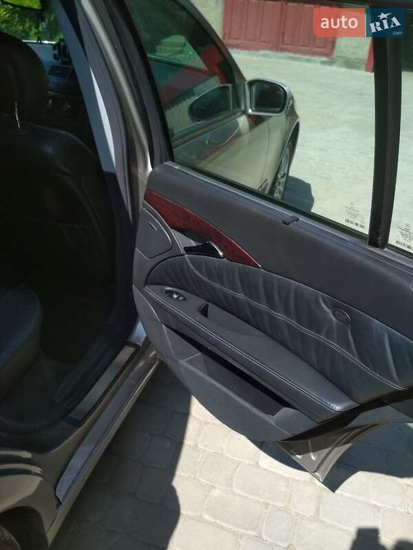 Универсал Mercedes-Benz E-Class 2004 в Звягеле