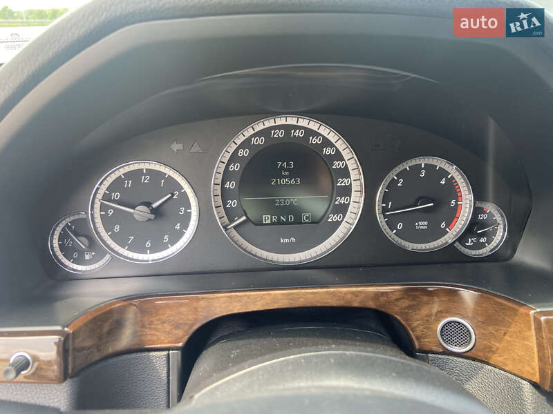 Универсал Mercedes-Benz E-Class 2010 в Виннице