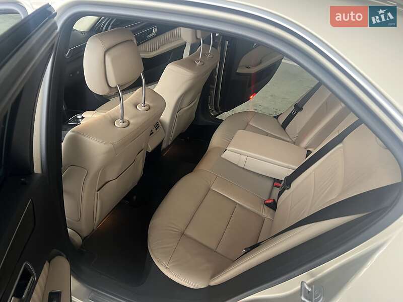 Седан Mercedes-Benz E-Class 2012 в Києві фото 7 Седан Mercedes-Benz E-Class 2012 в Києві