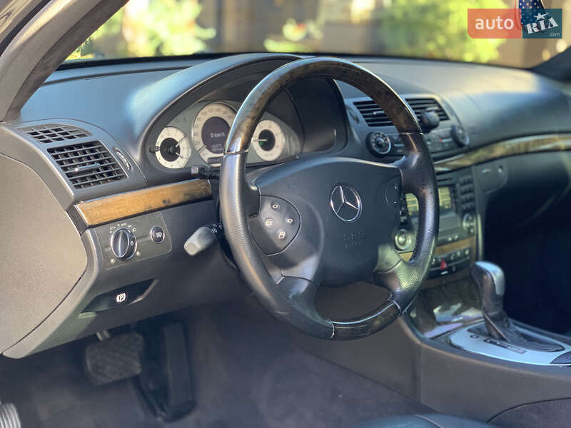 Седан Mercedes-Benz E-Class 2006 в Івано-Франківську фото 59 Седан Mercedes-Benz E-Class 2006 в Івано-Франківську