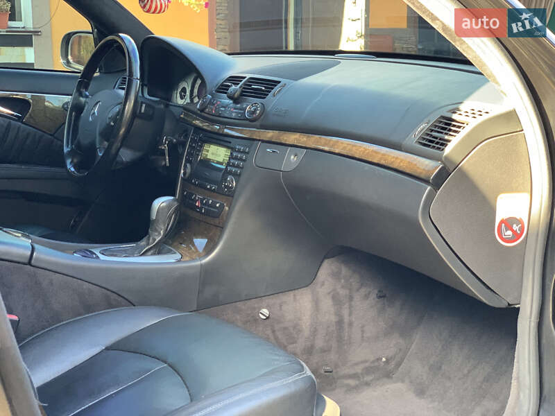 Седан Mercedes-Benz E-Class 2006 в Івано-Франківську фото 106 Седан Mercedes-Benz E-Class 2006 в Івано-Франківську