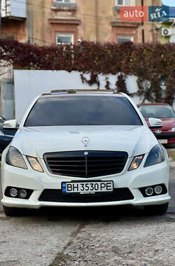 Седан Mercedes-Benz E-Class 2009 в 