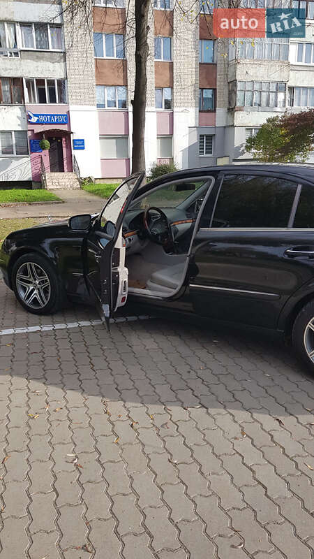 Седан Mercedes-Benz E-Class 2003 в Дрогобыче фото 19 Седан Mercedes-Benz E-Class 2003 в Дрогобыче