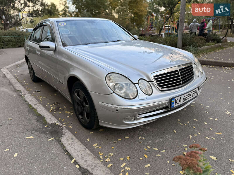 Mercedes-Benz E-Class 2004
